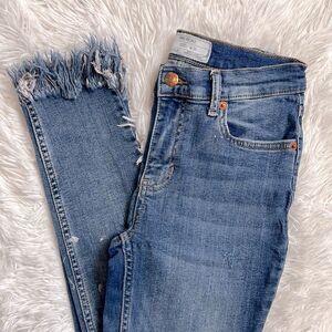 04. Free People Frayed Raw Hem Distressed Skinny Jeans Size 25